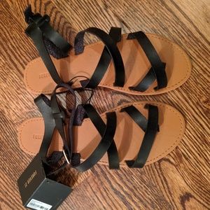 Forever 21 Black Gladiator Sandals